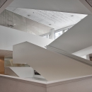 Staircase with IQ-Single glass wall system at Leiden University College The Hague
