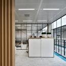 Industrial look partitions at Van der Sluis in Genemuiden