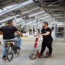 Employees in the distribution hall at DPD Oirschot