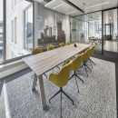 Meeting room with double glass partition at BDO Eindhoven