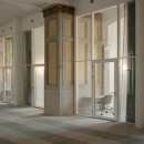 4 meter high glass partition at Adagio in Amsterdam