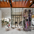 High partition walls with minimalistic profiles of QbiQ