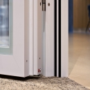 Double drop seals in the KDD90F door