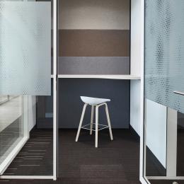 Glass concentration room with single and double glass 