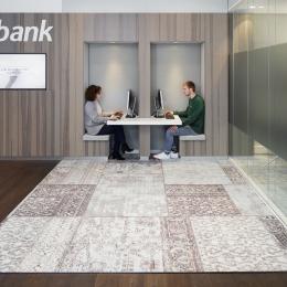 Client "do-it-self center" in the main hall of Rabobank Capelle a/d IJssel