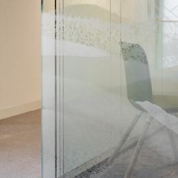Triple glas steemwand met extreem hoge geluidreductie
