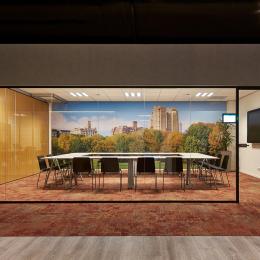Boardroom with QbiQ IQ-Single Partition Walls