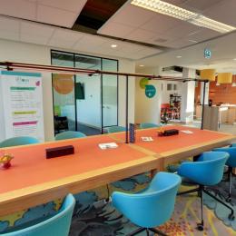 Glass partitions walls with a classic industrial design