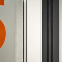 Double sealed door with high acoustic values 