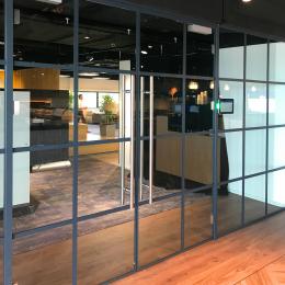 Single glass wall with old fashion industrial look
