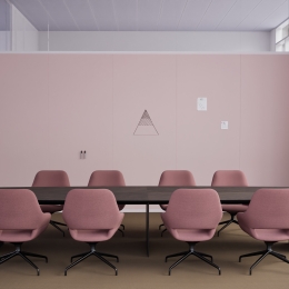 iQ PRO Custom with Chameleon whiteboard panels
