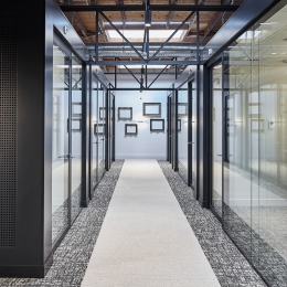 Double glass partition at BDO Enschede