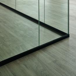 Corner detail from a QQ1 freestanding glass office