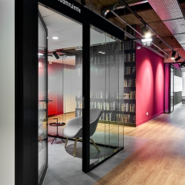Free standing glass office with high acoustic values.