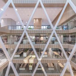 Atrium with QbiQ Safety Glass partition to prevent people falling through
