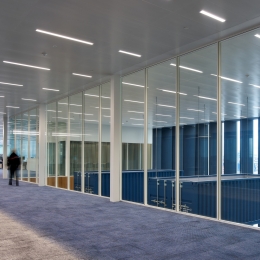 Fall-proof glass wall at Neele-vat in Pernis