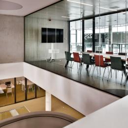 IQ Protect Fire EW30 fire resistant wall with fall protection