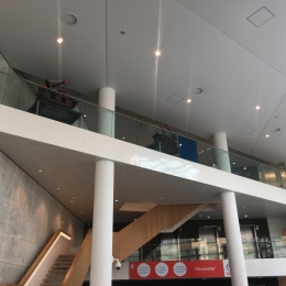 Glass balustrade system for top mounting
