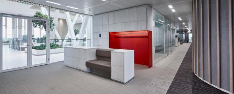 QbiQ iQ-Single glass partitions at Canon HQ
