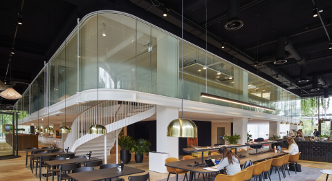 Curved double glass office wall with high sound reduction
