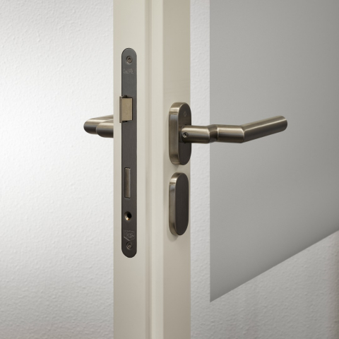 KDD57D with FSB 061076 door handle 