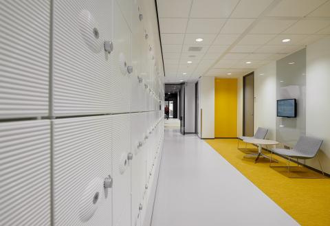High acoustic partition with steel panels and sound insulation