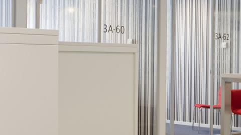 QbiQ IQ-Single partitions wall with text design added