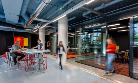 Double glazed meeting room