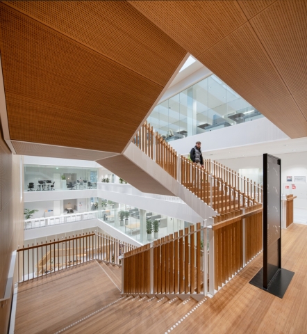 Over 3 meters high fireproof and fall-through resistant glass wall.