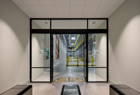 iQ PROTECT Smoke S200 smoke-resistant partition wall 