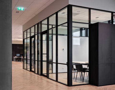 Consulting room with high sound insulation at Hunkemüller in Distribution Center in Almere
