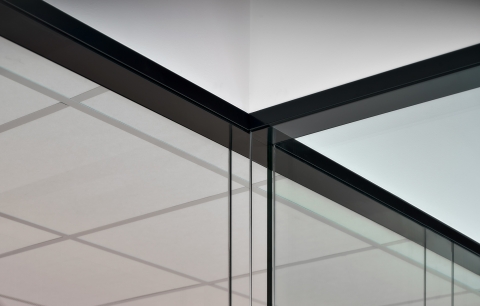  T-connection double glass partition