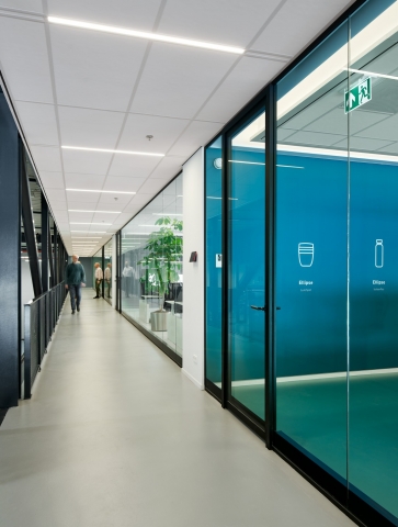 S200 smoke resistant glass partition