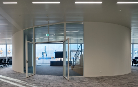 3600mm high glass system wall