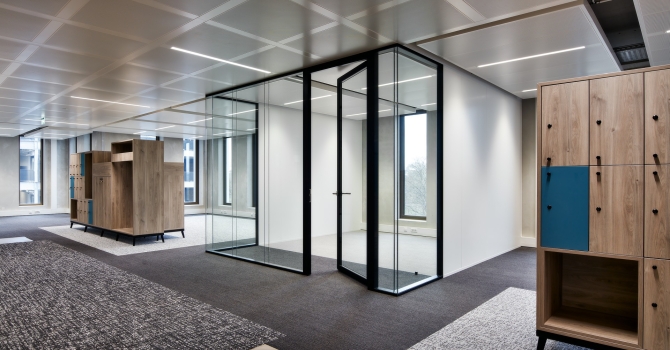 QbiQ partitions and doors